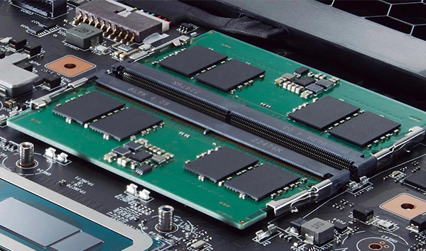 液晶以外も重要!ノートパソコンのスペックのポイント(CPU・ストレージ(SSD)・メモリ・GPU)