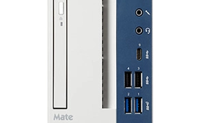 【写真】前面USB 3.0ポート&マイク端子&ヘッドフォン端子