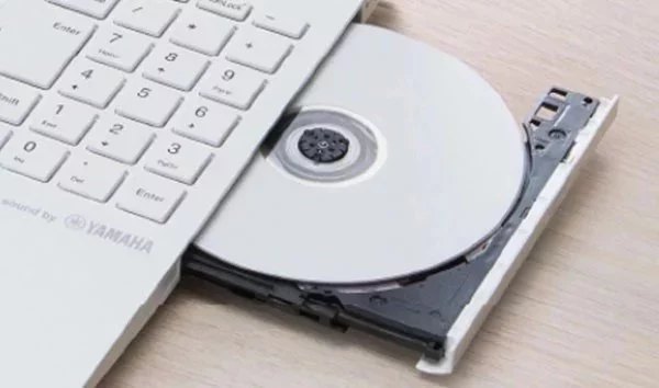 【重量】軽さ、価格、使いやすさのバランスに注意