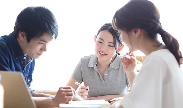 大学生が入学に合わせてパソコンを買うべき理由