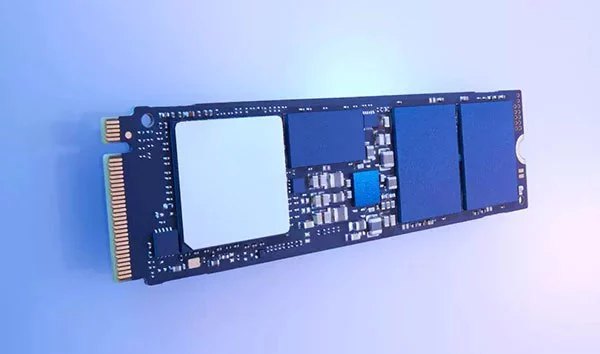 SSD（ソリッドステートドライブ）の仕組みとメリット・デメリット